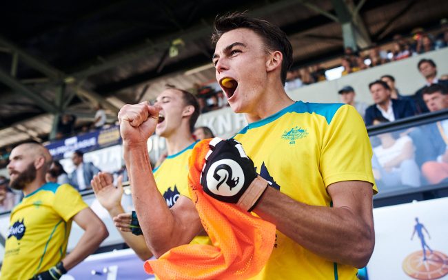 Australian hockey players cheering during 2019 FIH Pro League finals in Amsterdam